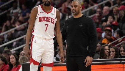 星空体育app下载-NBA火箭111-94大胜尼克斯：杜兰特27分全能发挥