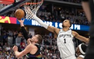 星空体育官方网站-NBA-约基奇40+8+13文班34+18+7 掘金加时险胜马刺